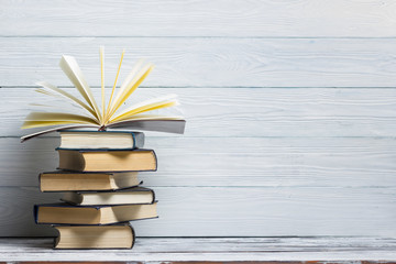 乒乓球桌子安装教程