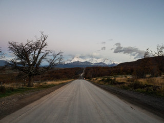 乒乓球运动中如何高抛发球