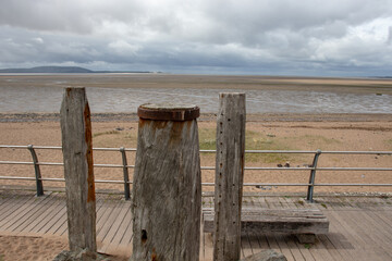 乒乓球桌子安装教程