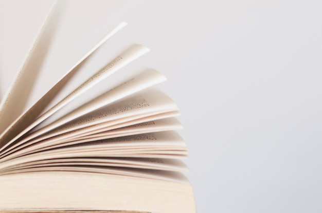 乒乓球桌子安装教程